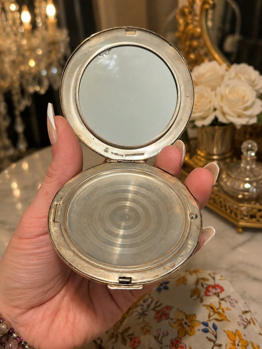 Vintage Ormex 925 Sterling Silver Mexico Powder Compact 2.7 oz Floral Engraved